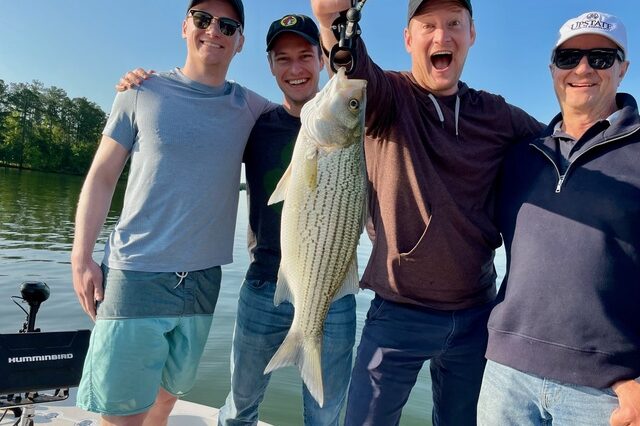 Lake Oconee Striper fishing